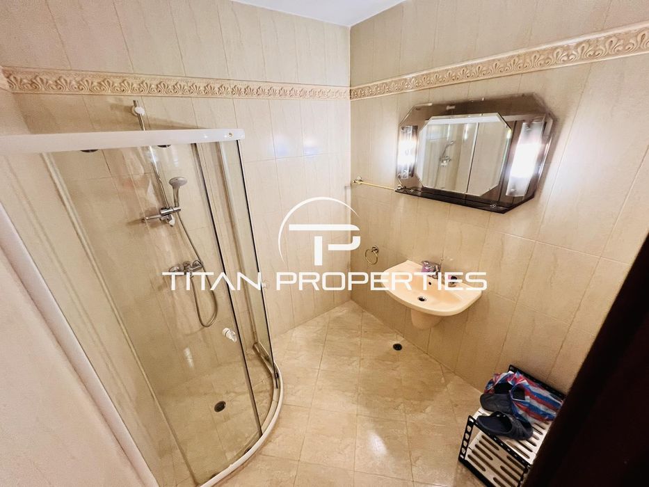 Продава се Тристаен апартамент в Бургас, Възраждане - 123 кв.м за 1911 €/кв.м - Снимка #9