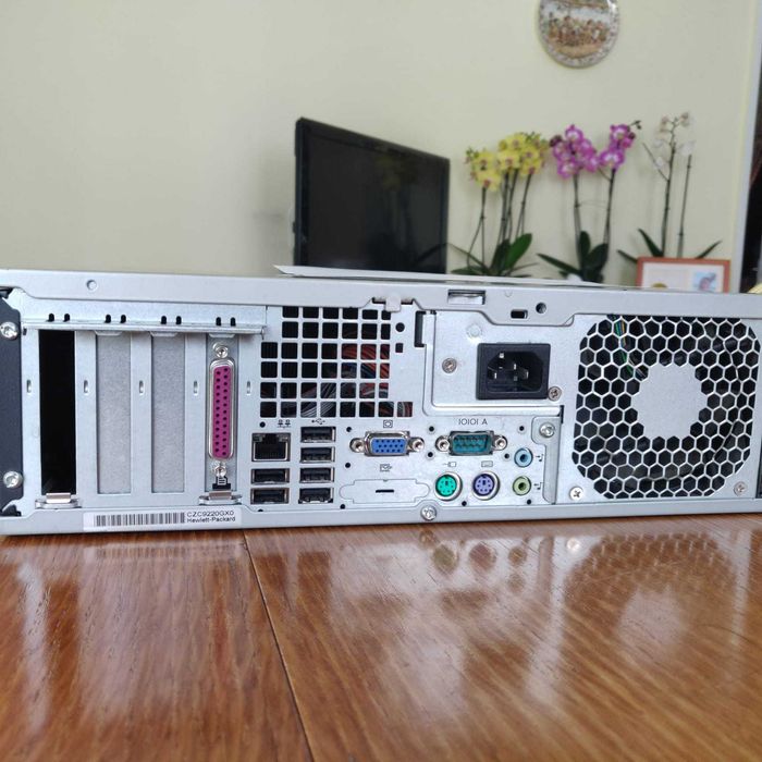 HP Compaq DC 5800 , P4 2.8 GHz , slim