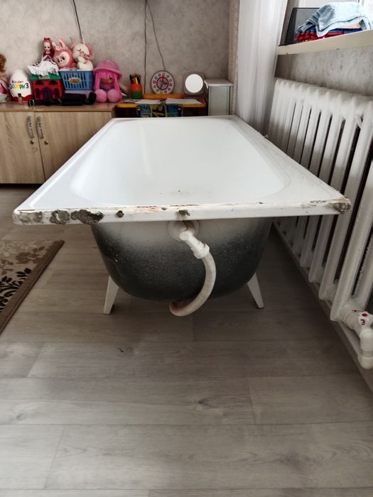 Продаю ванну в связи с ремонтом