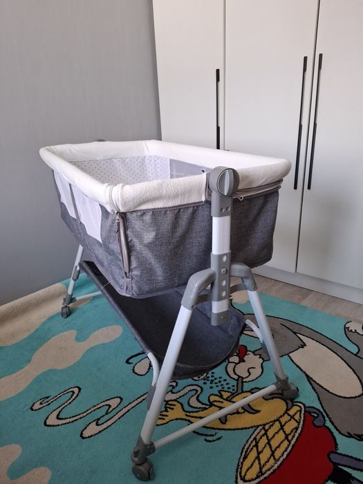 Продам детскую кровать манеж