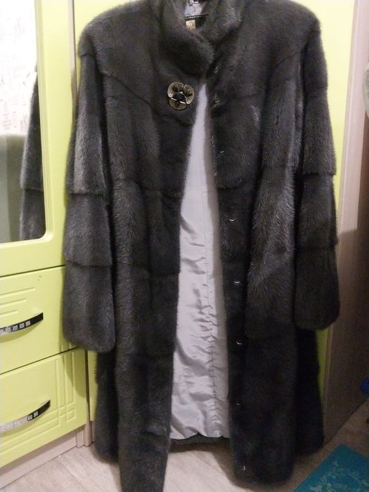 Продам Норковую шубу