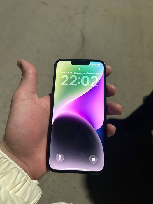 Продам айфон 14 128гб