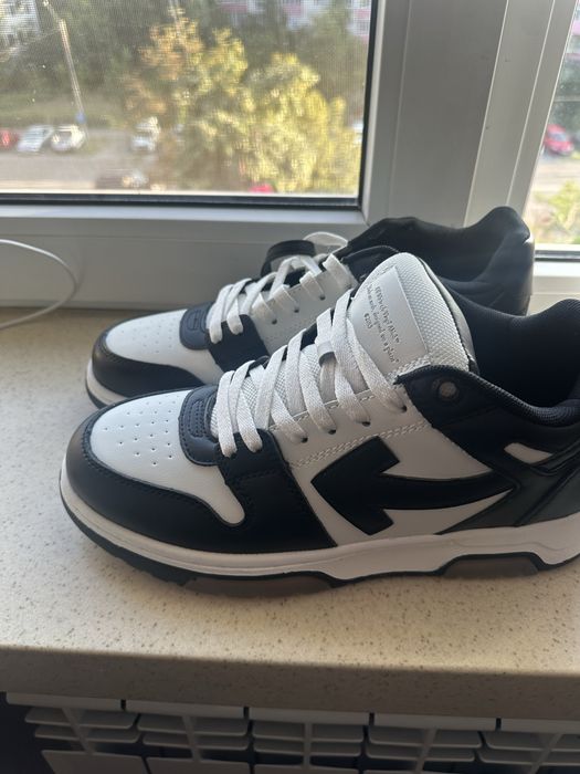 off white out of office 43 (trimit in tara fara avans plata olx)