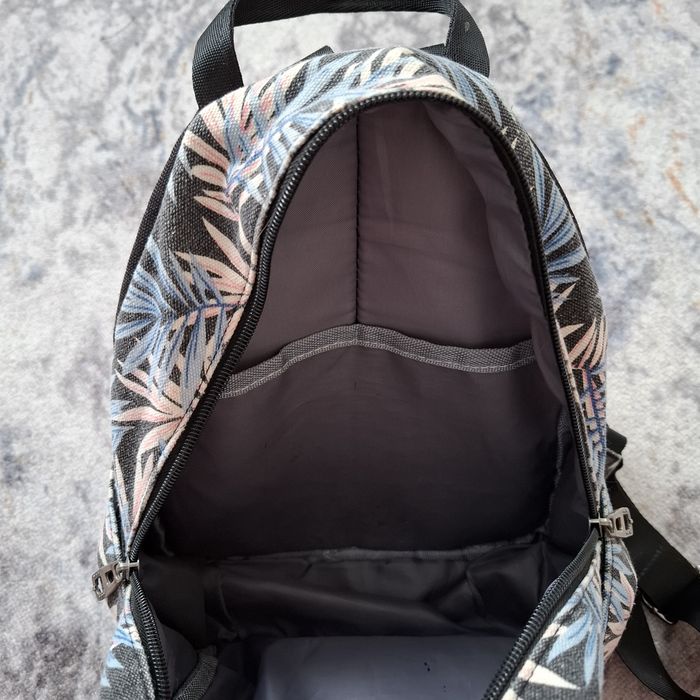 Рюкзак         .