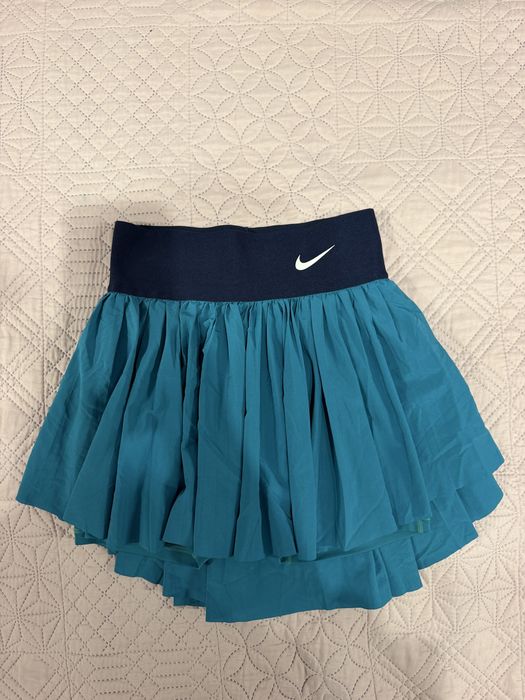 Nike тенис екипи