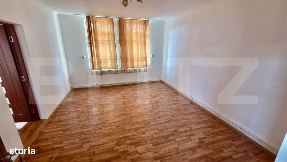 Casa de inchiriat, 2 camere, 99 mp, zona Unirea
