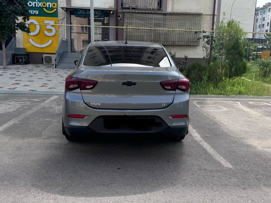 Onix LT MT 3-pozitciya 2024