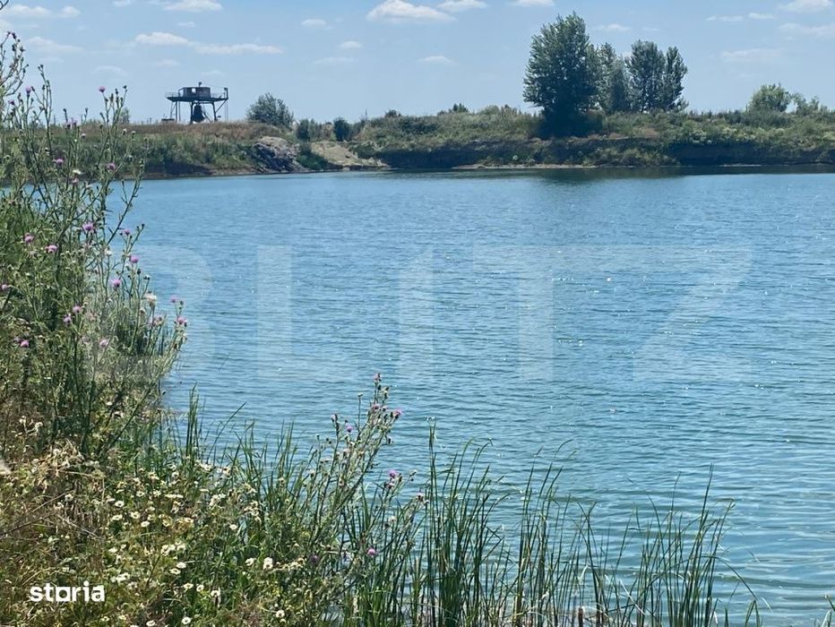 Teren intravilan, 4,76 ha, zona Pitaru