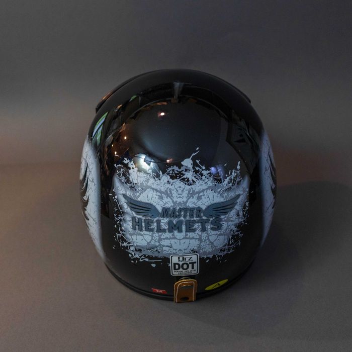 Ретро каска за мотор , чопър , скутер ( Размер M , L , XL )