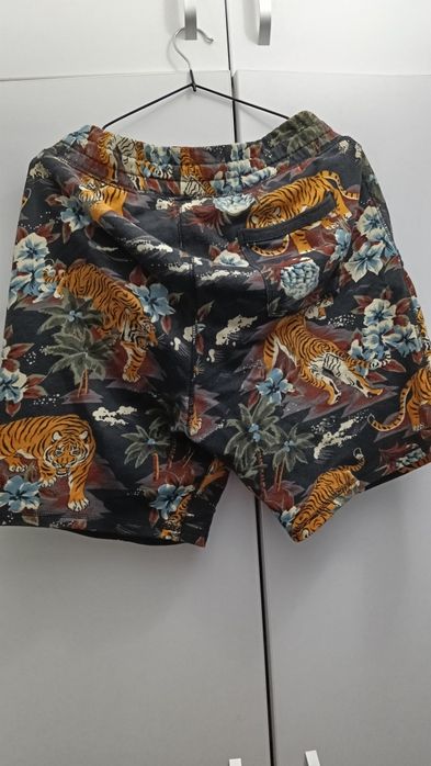 pantaloni scurti h&m