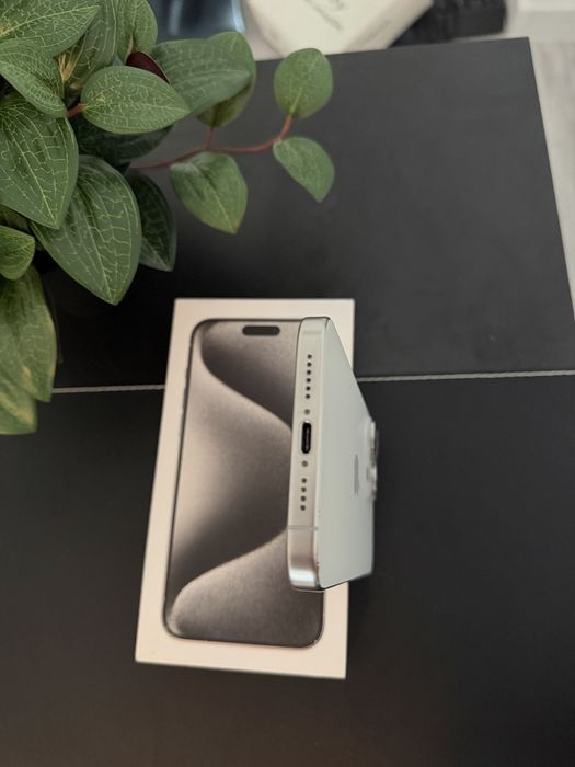 iPhone 15 Pro Max