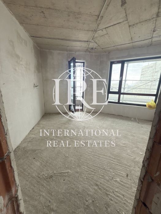 Продава се Четиристаен апартамент в Варна, Чайка - 120 кв.м за 1275 €/кв.м - Снимка #6