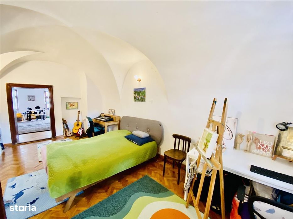 Ap 2 camere, 90 mpu,  zona Centrală – Ideal locuință sau investitie