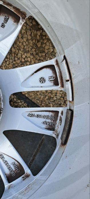 Алуминиеви джанти  с летни гуми