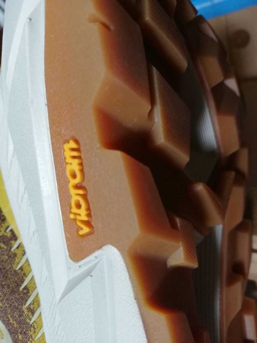 Кроссовки HOKA Skyline-Float X