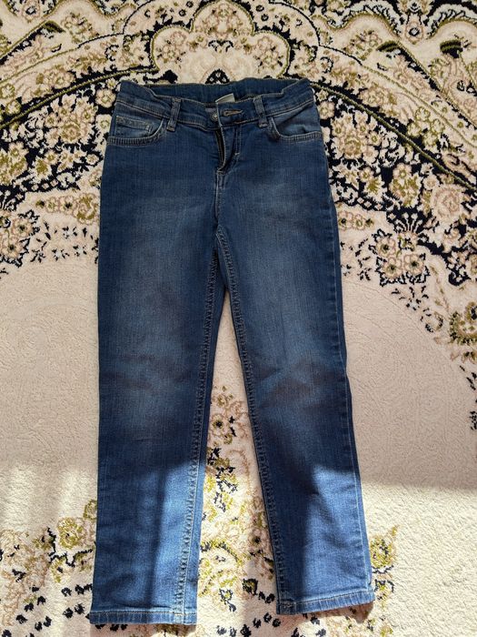 Продам одежды для школы для девочек и мальчиков