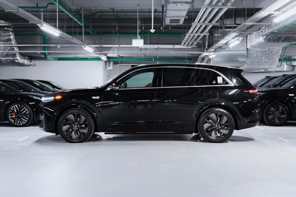 Продается авто LI 7 гибрид фул позиция масло