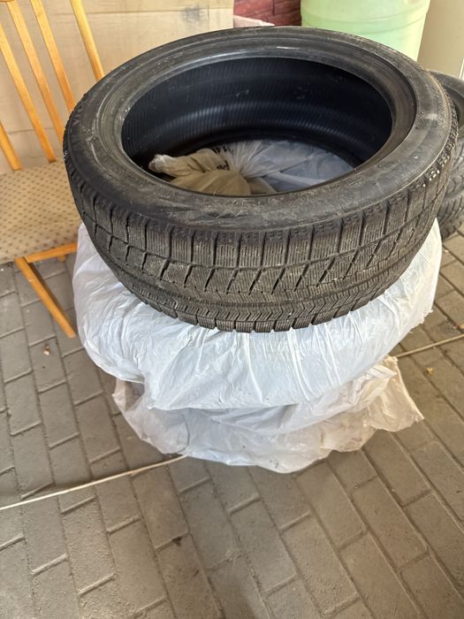 Шины зимние Bridgestone blizzak vrx