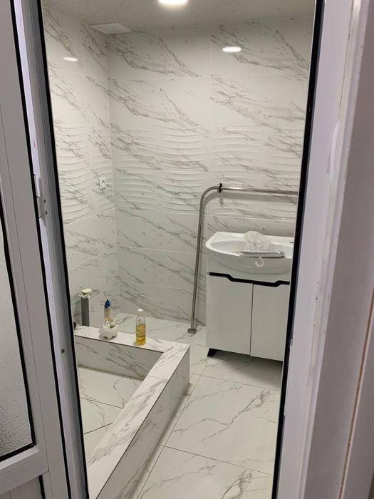 Sherikchilikka qizlarga kvartira
chilonzor metro yonida 
2 xona 3 xona