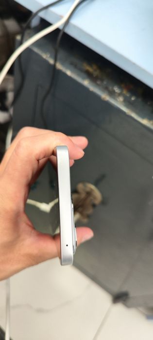 Honor 400 lite.  nok
