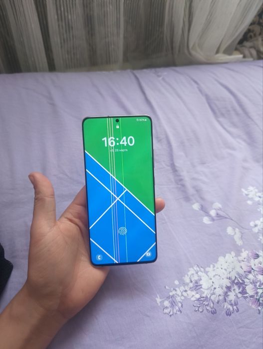 Samsung A82 5g 6/128gb sotoladi