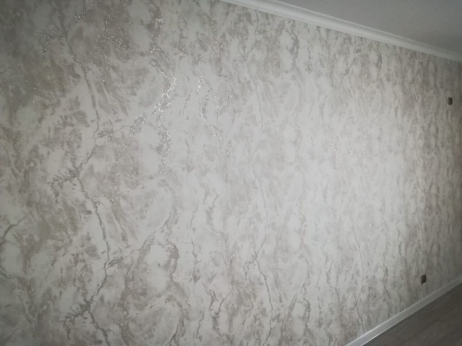 Поклейка обоев качественно