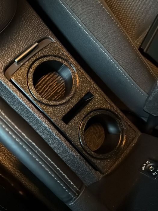 Cupholder printat 3d pentru VW Golf 6