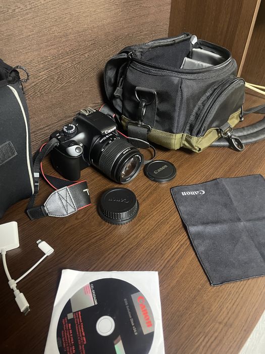 Canon EOS 1100D + obiectiv 18–55mm + geantă – kit complet