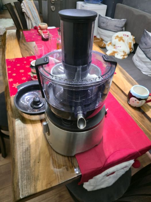 Кухненски робот PHILIPS Hr7778