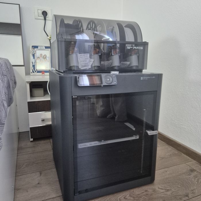 Vand imprimanta Bambu Lab P1S (fara AMS)