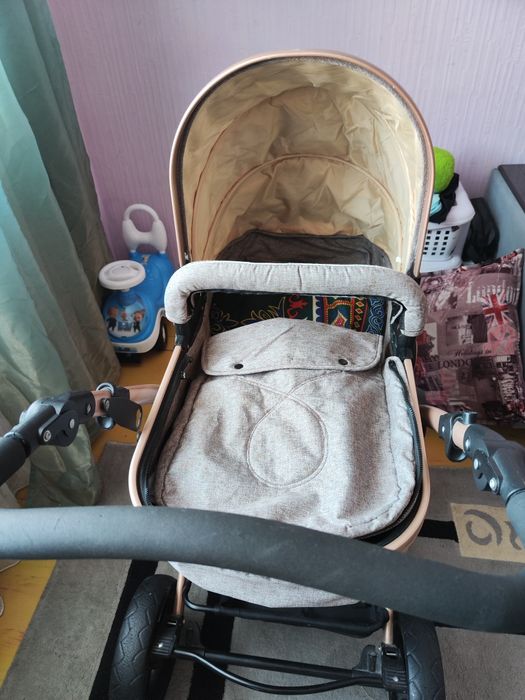 Детская коляска -трансформе