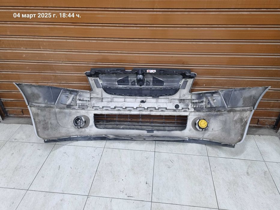 Оригинална предня броня за Ситеоен Ц2