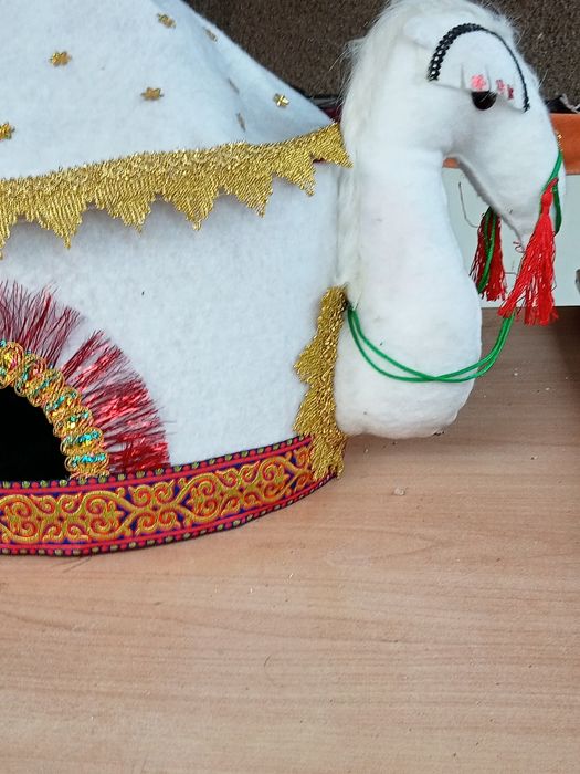 Продам сувенир верблюдица юртаа