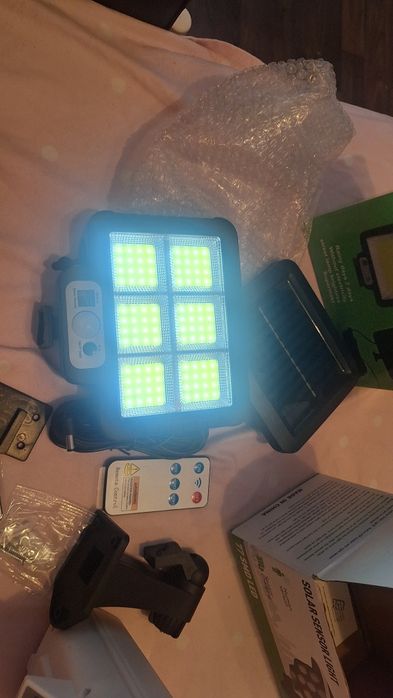 Lampa solara T09 cu senzor de miscare