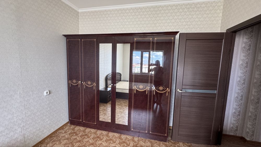 Спальный гарнитур