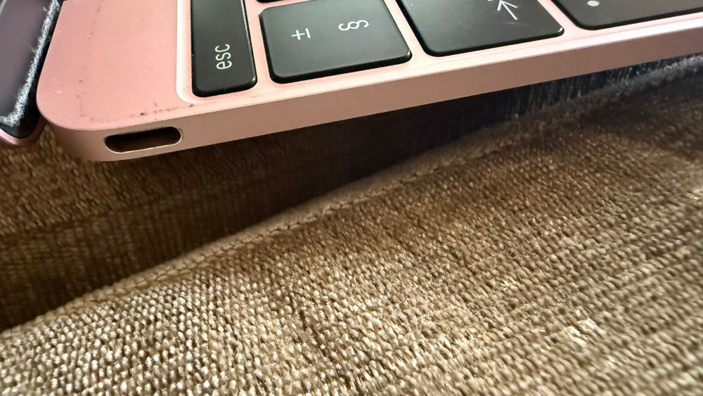 MacBook retina a1534 rose за части