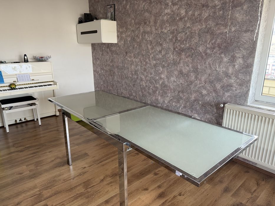 Masa de sticla extensibila 10-12 persoane