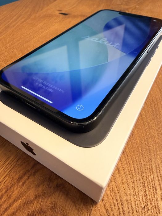 iPhone 13 Midnight 128GB