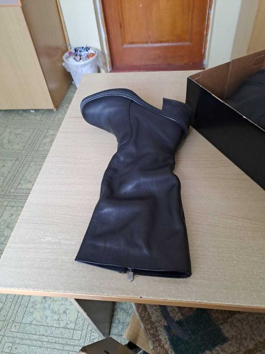 обуви разные 37 размер