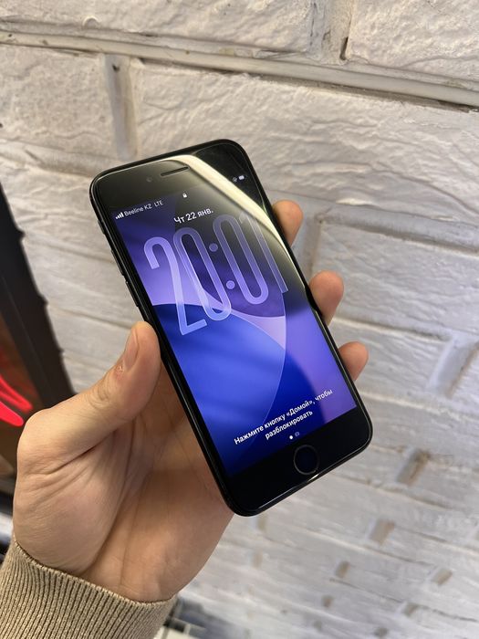 Iphone se Айфон СЕ