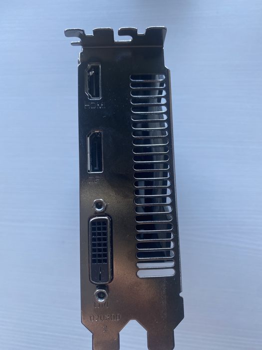 Zotac gaming gtx 1050 ti 4 GB gddr5