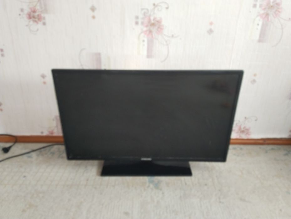 Срочно продам телевизор