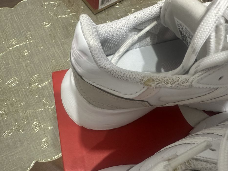 Adidasi marca Adidas - marinea 37 1/3