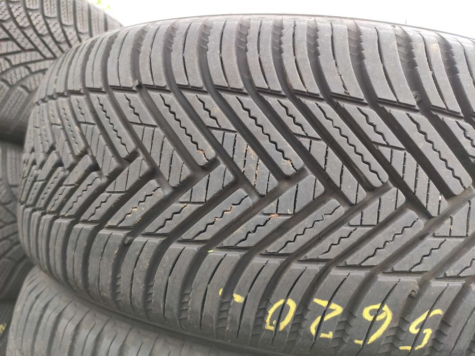 2бр Всесезонни гуми 205 55 17 - Hankook - DOT 2023