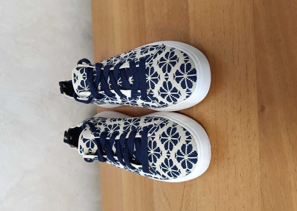 Kate Spade Spade Flower Lift Knit Geo-Много Запазени