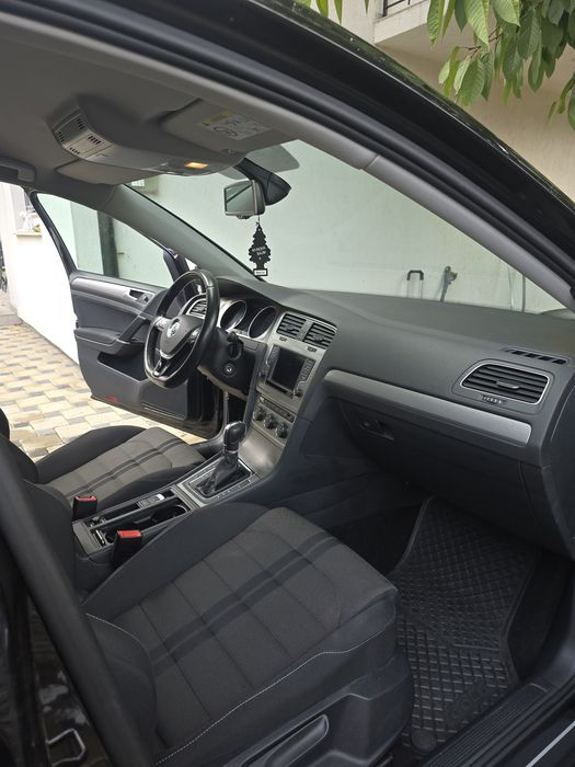 VW GOLF 7 R-line