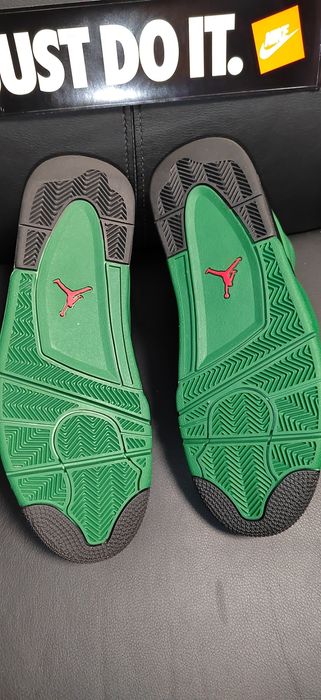 Nike Air Jordan 4 RM, номер 45,5
