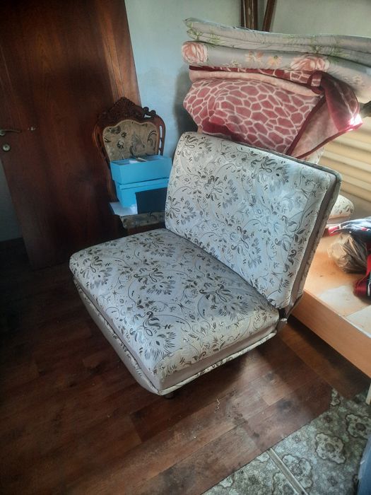 Диван для гостиной