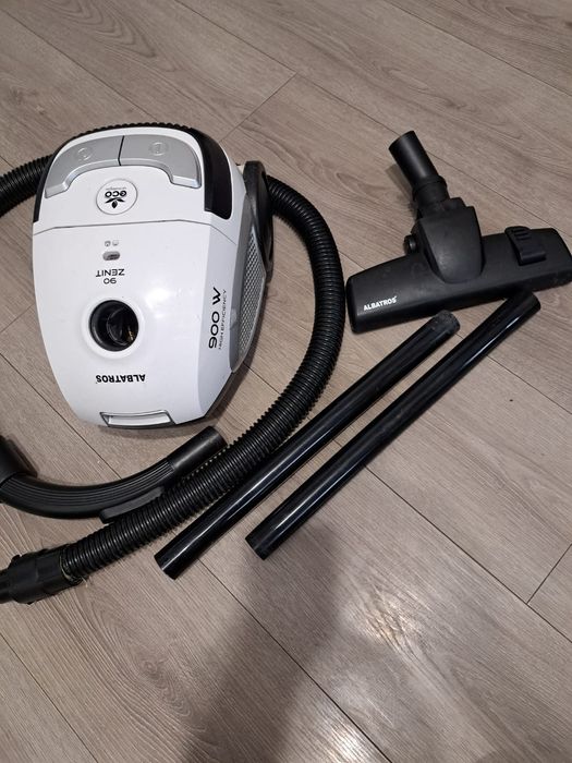 Aspirator albatros 900W