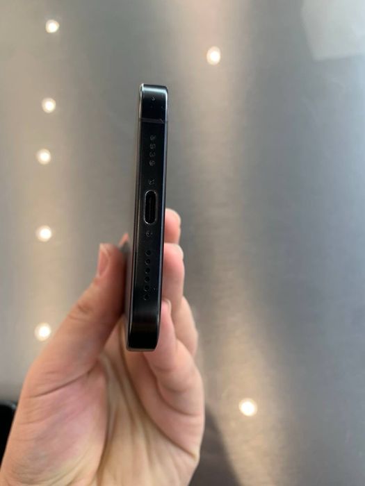 Iphone 16 pro max 256 900$ srochno